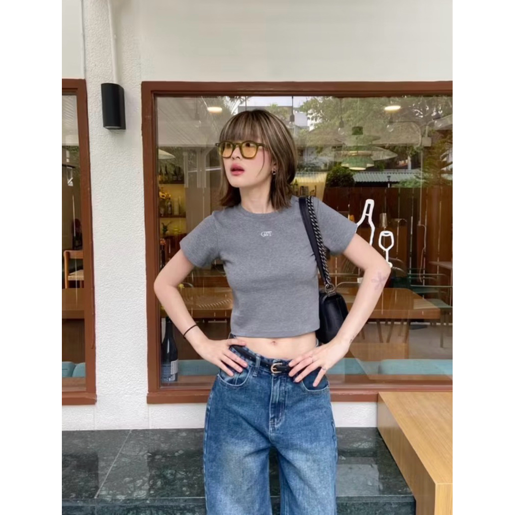 ✅พร้อมส่ง เสื้อยืด GWT Baby Tee สีเทา sz.m ใส่ครั้งเดียวใหม่มาก