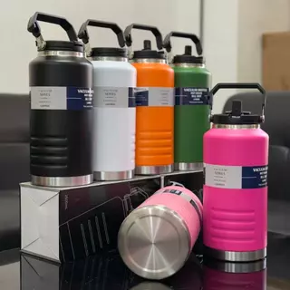 แก้วเก็บอุณหภูมิ กระติกน้ำแสตนเลส เกรดSUS304 ขนาด1.5L/2.5L กระติกน้ำ แก้วไหญ่ อย่างดี กระติกน้ำแข็ง เก็บความเย็นได้ดีมาก