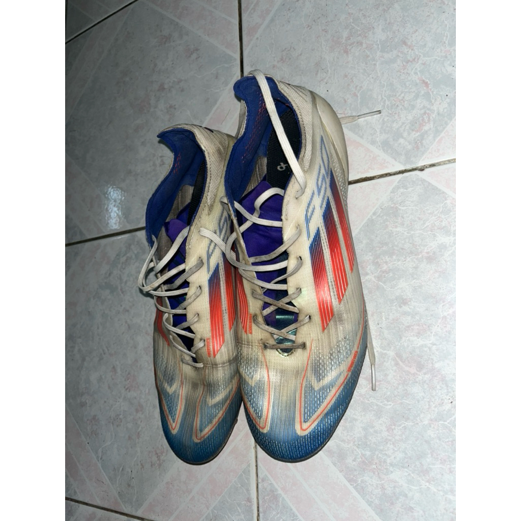 รองเท้าสตั๊ด มือ2 adidas f50 elite fg 275