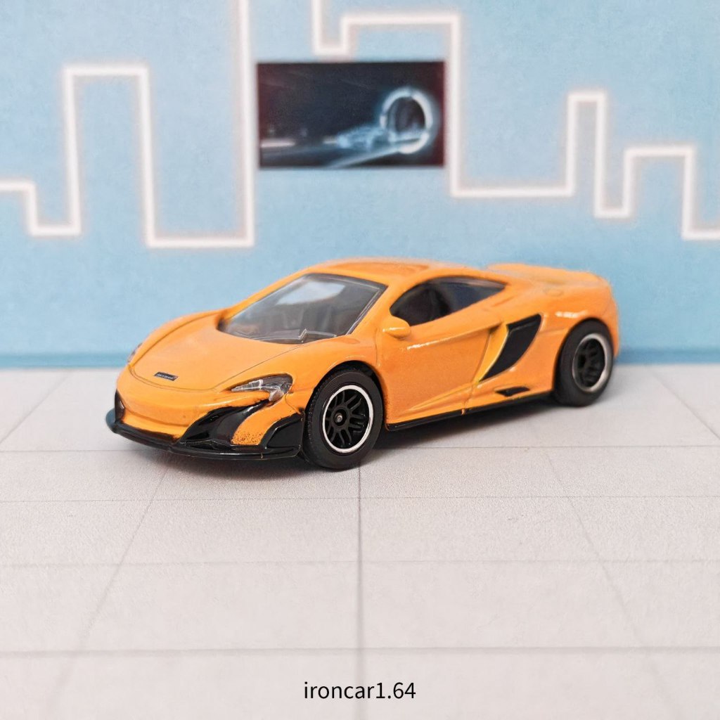 โมเดลรถ majorette mclaren 675lt สีเหลือง