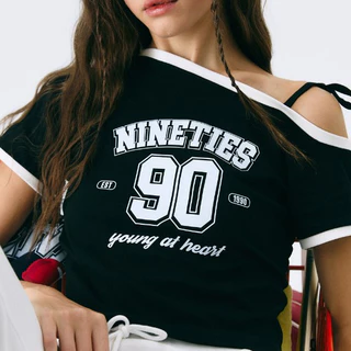 Nineties Design : Sport Club เสื้อยืด ปาดไหล่ รุ่น Navia เสื้อปาดไหล่ข้างเดียว