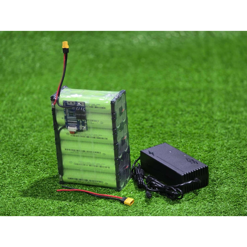 แบตลิเธียม 6s 30Ah (แพ็ค6x2) +ชุด ชาร์จ 19.2v - 21.9v 30,000mah. LiFePO4 32140 30ah. แบตเตอรี่ แบตเต
