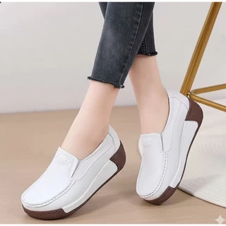Shoes I amm B38 ร้านจริงส่งตรงจากนครนายก รองเท้า สไตล์ โรลเฟอร์ เรียบหรูน้ำหนักเบา พื้นนุ่มเด่ง เบา สวมใส่ง่าย