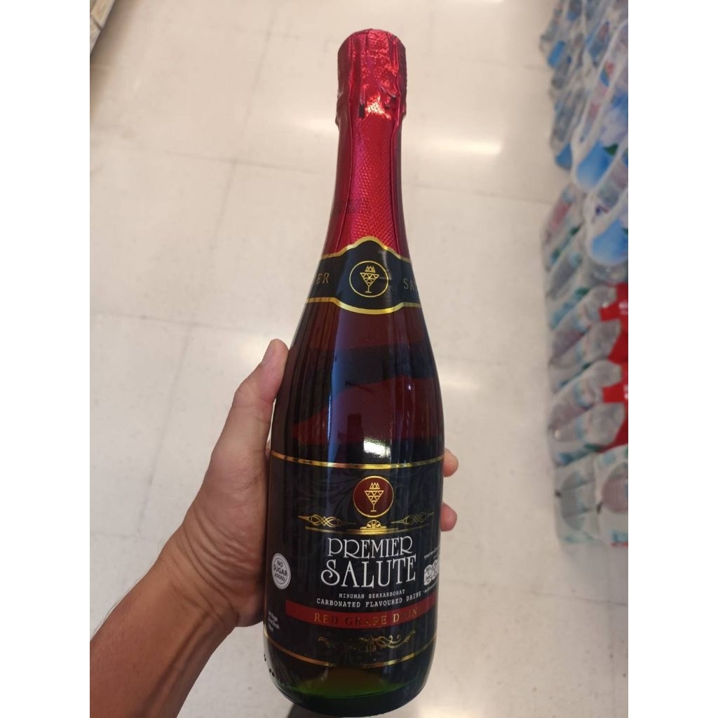 Premier Salute Red Grape Drink 750ml.น้ำกลิ่นองุ่นแดง อัดก๊าซ สูตร ไม่มีน้ำตาล