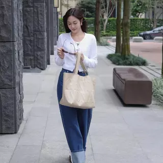 ของแท้ 100% กระเป๋า Gentlewoman GW DAILY TOTE BAG กระเป๋าสะพายข้าง กระเป๋าถือ สีใหม่ล่าสุด 4 สี
