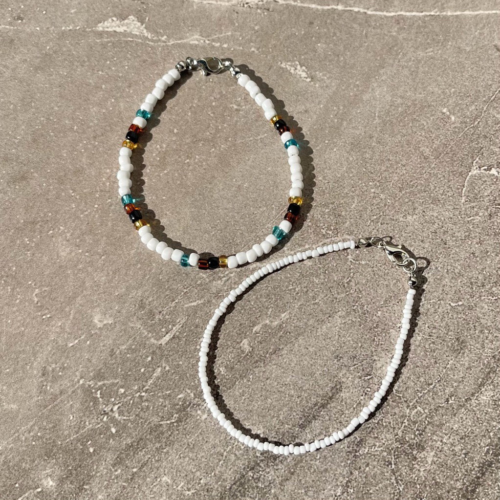 (อุดหนุนงานไทย) กำไลข้อเท้า สร้อยข้อเท้า ลูกปัด เครื่องประดับ แฟชั่น สีขาว สีดำ