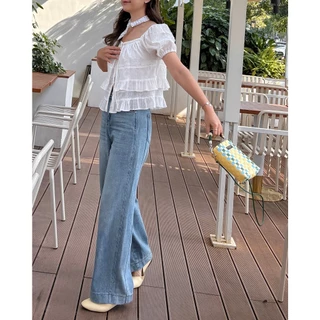 janunstudio • TEENIE two-way layer top 1 สี (เสื้อน้องทีนนี่) - เสื้อระบาย ใส่ได้ 2 ฝั่ง กระดุมดอกไม้ ผูกโบว์ได้
