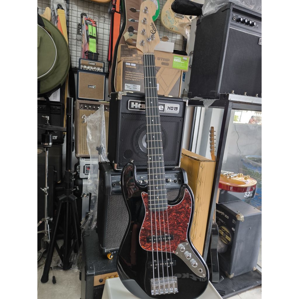 เบสไฟฟ้า Gusta GJB5 01ทรงJB