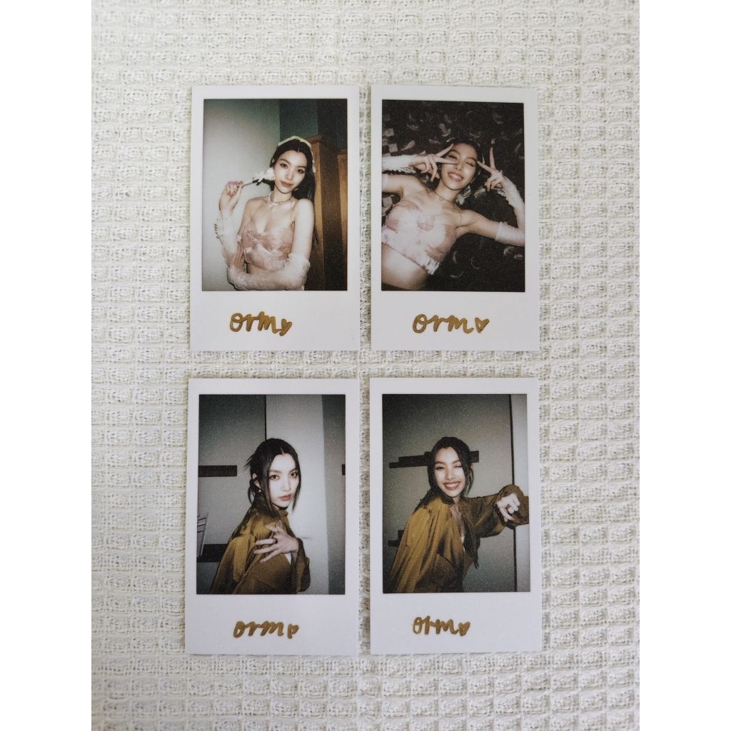 Ormkornnaphat รูปโพลารอยด์ ของแท้ พร้อมลายเซ็นดิจิตอล จากนิตยสารWink  *แถมฟรี การ์ดใสแข็งใส่รูป ทุกใ