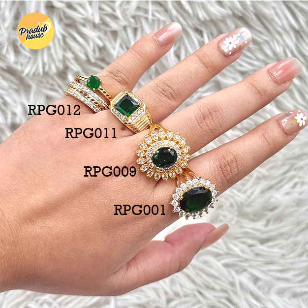 4ลาย จำนวนจำกัด ขายดี แหวนมรกตสีเขียว มีหลายแบบสวยๆ แฟชั่นเรียบง่ายใส่ได้ทังผู้หญิง และผู้ชาย