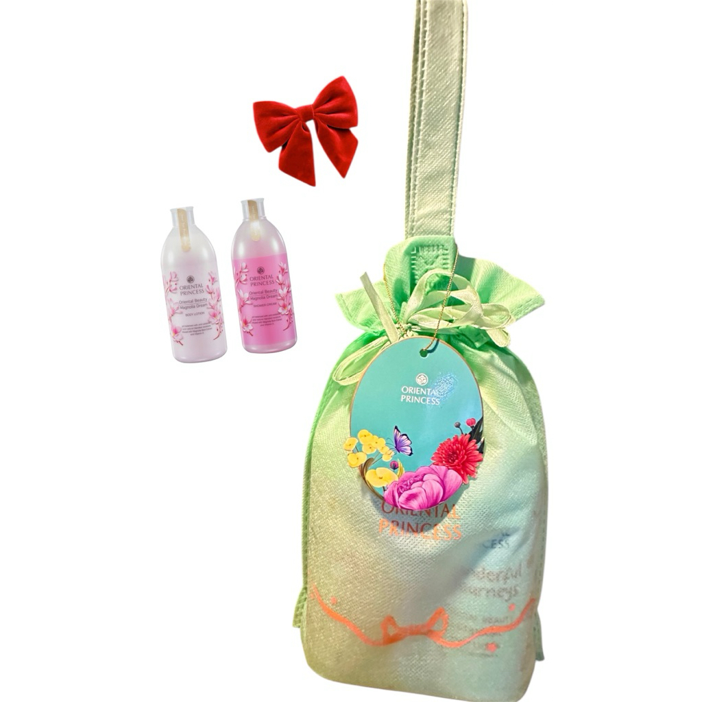 set ครีมอาบน้ำ+โลชั่น  🛍️🌸🎁 พร้อมถุงโบว์ 400ml*2 (คละกลิ่น)