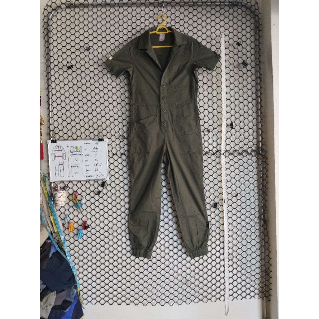 ชุดหมีช่าง Fashion.gs (เอว 28"~30") สีเขียว S ไม่มีรูขาด ไม่มีรอยเปื้อน