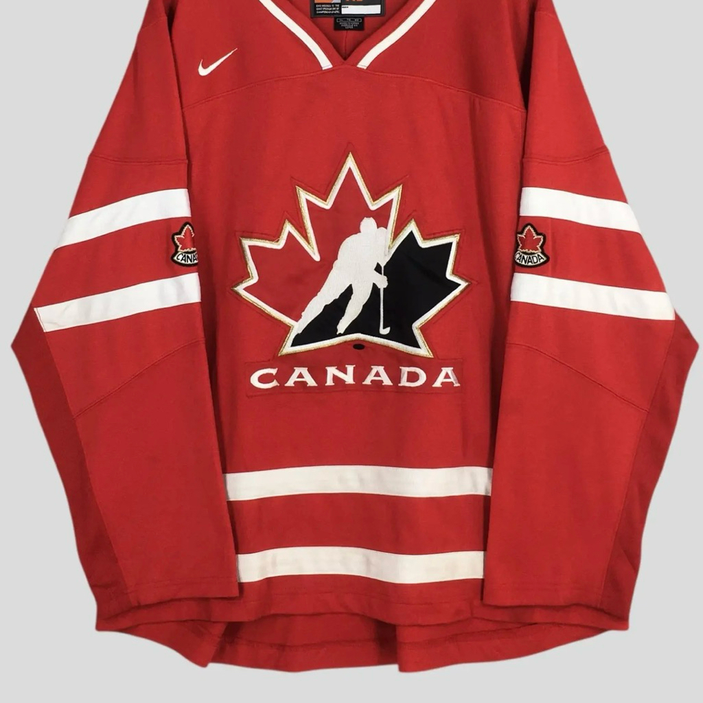 พร้อมส่ง🚛🇨🇦 เสื้อHockey Vintage Nike Jersey / Team Canada Hockey ป้ายระบุ size S