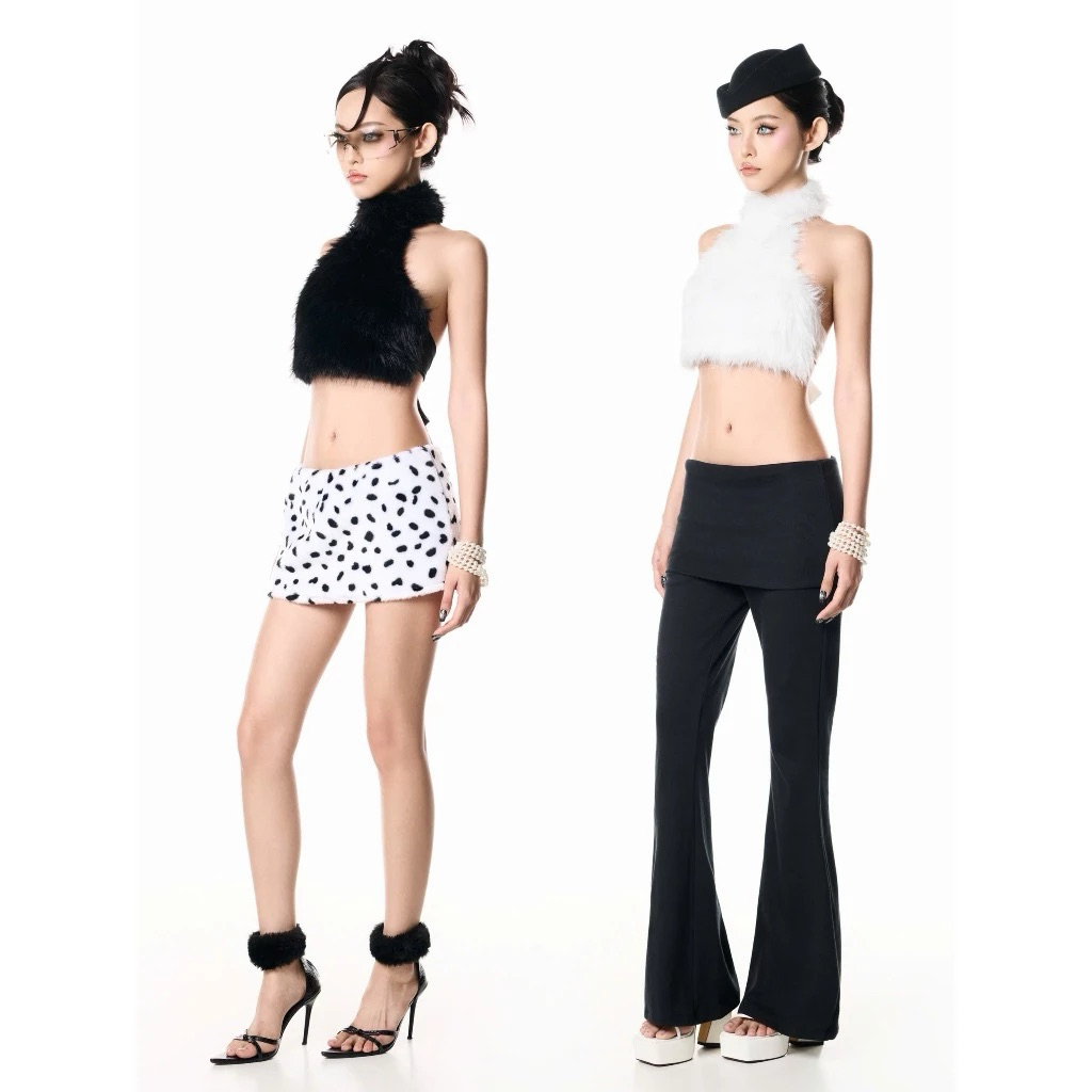 Pre-order (14-20days) แบรนด์เวียดนาม 🇻🇳 Urban Shift | Ust Fur Halter Top (Fur Halter Top with Tie St