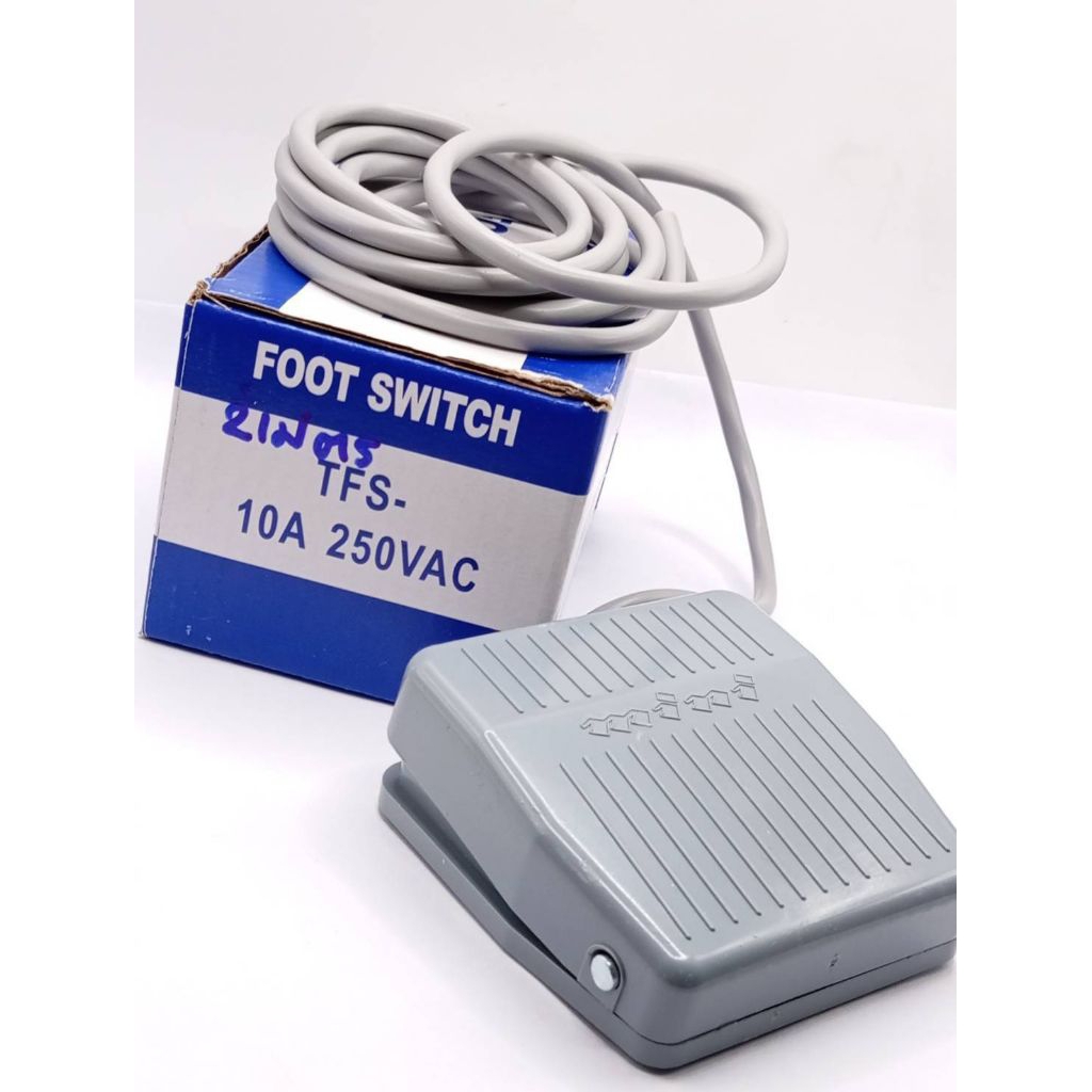 TFS-201 สาย 2 เมตร คือ สวิตช์เท้าเหยียบ (Foot Switch) สำหรับควบคุมเครื่องจักร, หรืออุปกรณ์ไฟฟ้าต่างๆ(กดติด-ปล่อยดับ)
