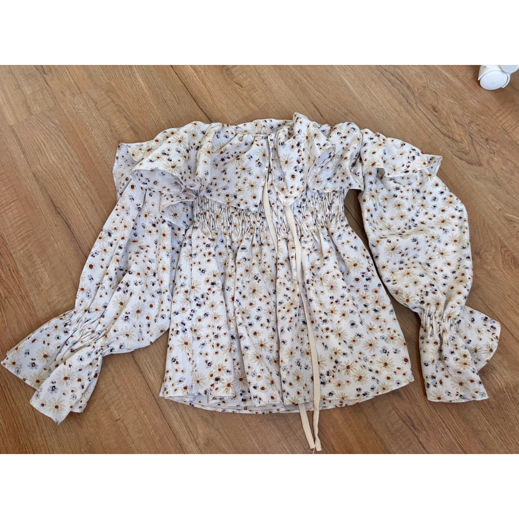 ส่งต่อ ✨ เสื้อสุด cute ป้าย NUSA style