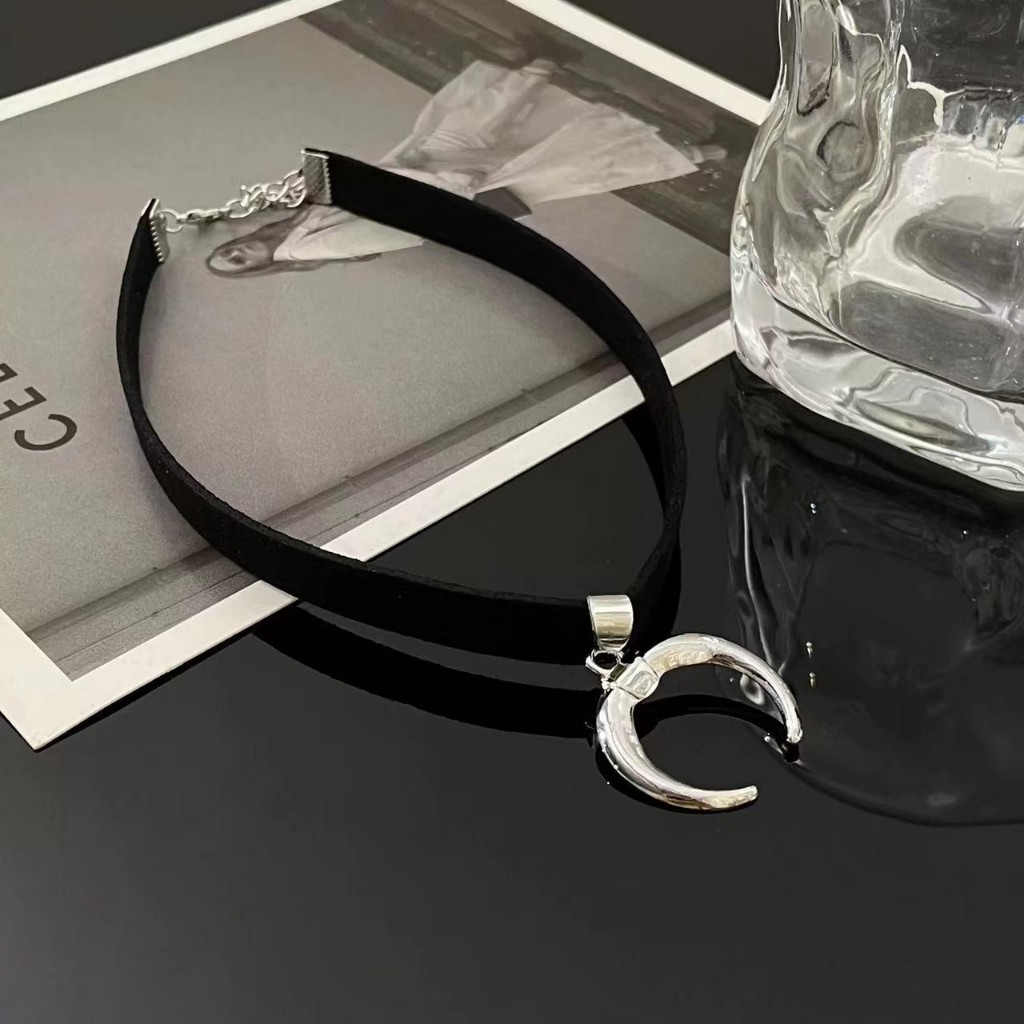 OBJ ต้องมีสำหรับออกกลางคืน! ✨ สร้อยคอคลับสไตล์กอท ลายดวงจันทร์ สร้างลุคสะดุดตา S506 - รูปที่ 5