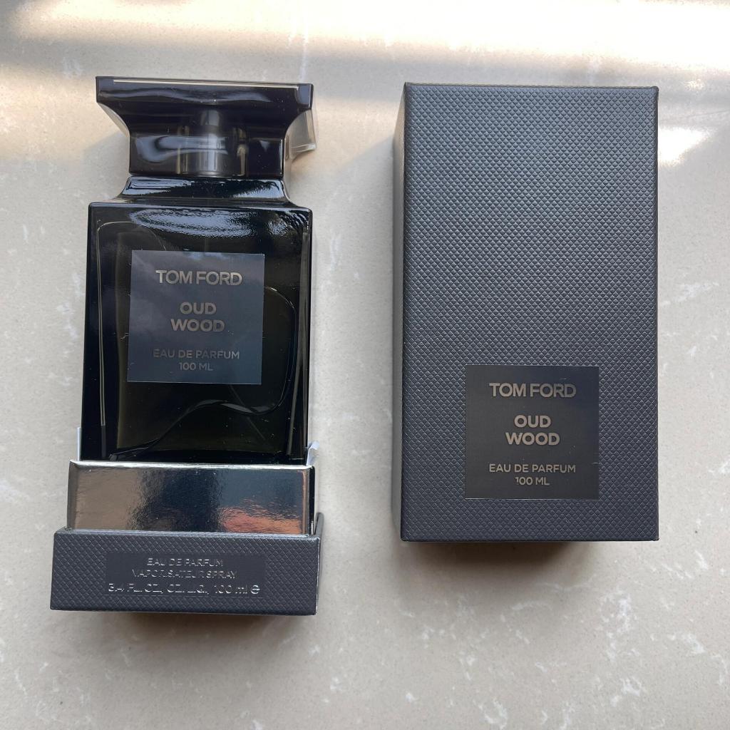 🪵Tom Ford  กลิ่นดัง 100ml🍒​Oud Wood น้ำหอมสำหรับผู้ชายและน้ำหอมสำหรับผู้หญิง