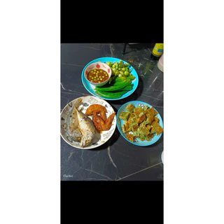 กะปิสตูลกระปุกกลาง3กระปุก100บาท