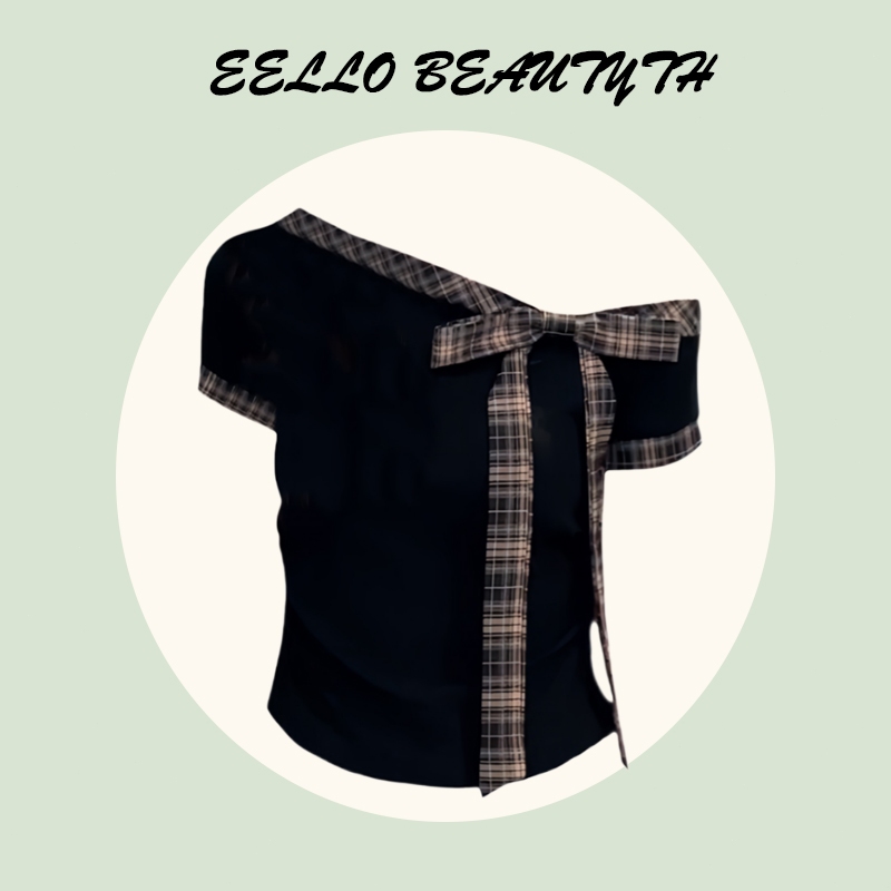 【COD จัดส่งตลอด 24 ชม】เสื้อยืดแขนสั้นลายสก๊อตโบว์ไหล่เป๋สำหรับผู้หญิงฤดูร้อนใหม่ทรงเข้ารูปและเสื้อเก๋ไก๋