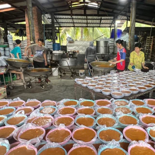 น้ำตาลมะพร้าว ชนิดนิ่ม ยกลัง 12 กก. (1 กก. x 12 ชิ้น)