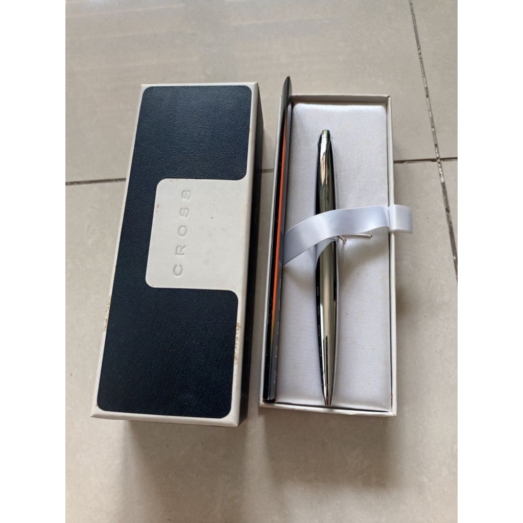 ปากกา Cross จากสหรัฐอเมริกา