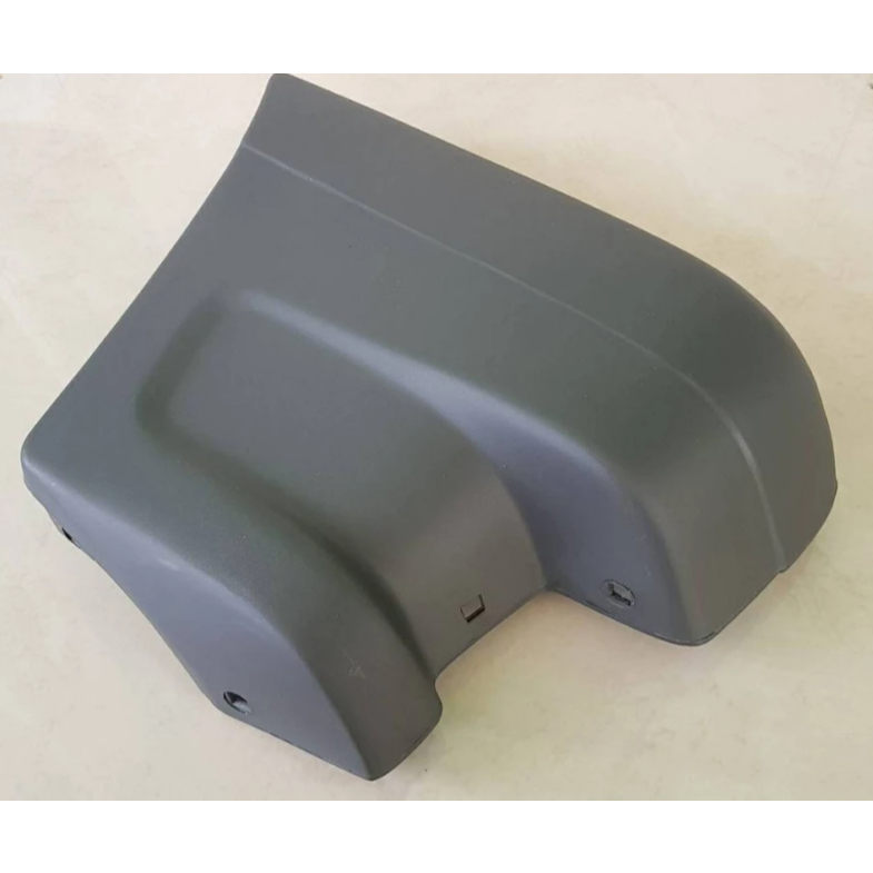 พลาสติกมุมกันชนหน้า MAZDA MAGNUM,B2200,B2500,THUNDER ข้าง RH  ราคา  560 บาท