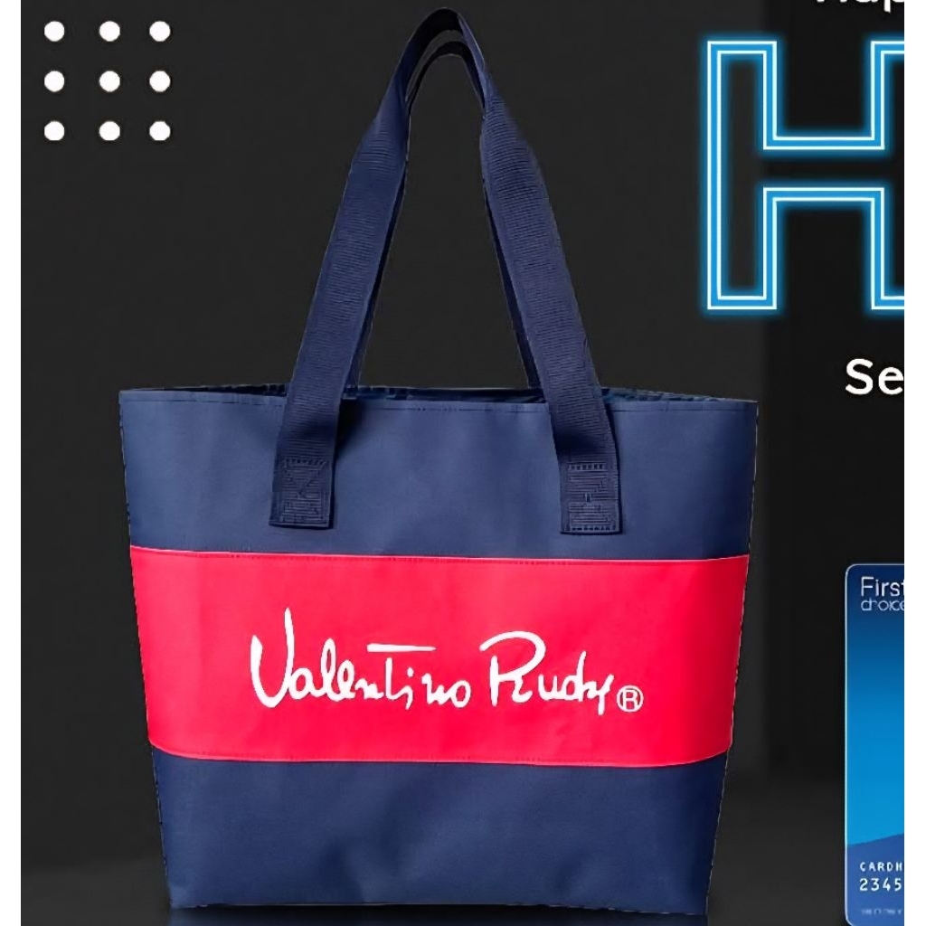 กระเป๋าผ้า Valentino Rudy