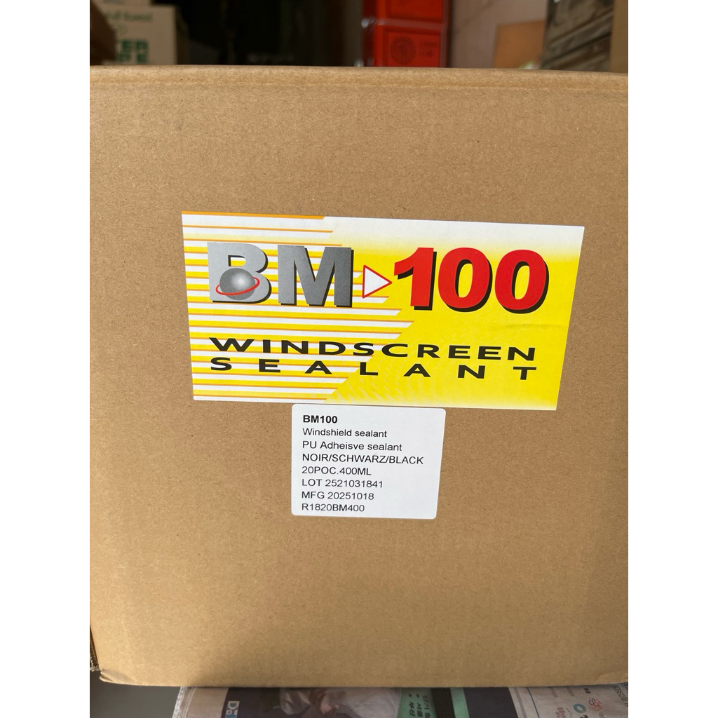 กาวยิงกระจกBM100 กาวยิงกระจก (ยกลัง 20หลอด)