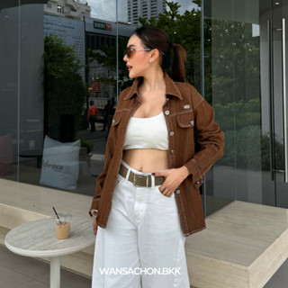 WSC l SARAH DENIM SHIRT เสื้อเชิ้ตยีนส์แขนยาว ตามสไตล์สาว Pi…