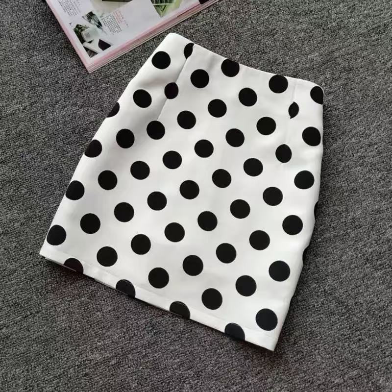 มาใหม่ฤดูใบไม้ผลิและฤดูร้อนกระโปรงสีดำและสีขาวมินิลายจุดกระโปรงเอวสูงกระโปรงแฟชั่นดูผอม2043 - รูปที่ 3