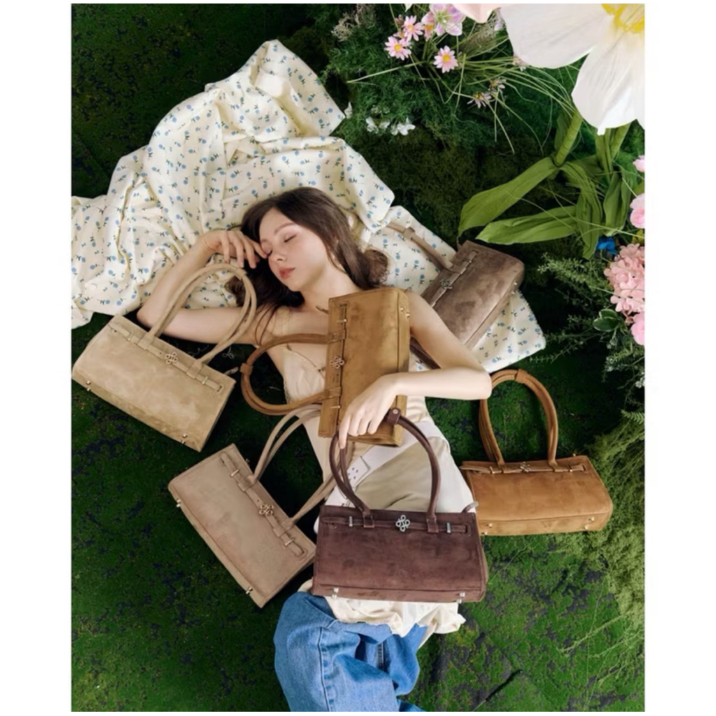 PATH T CHA กระเป๋าสะพาย(สีน้ำตาลเข้ม)🤎