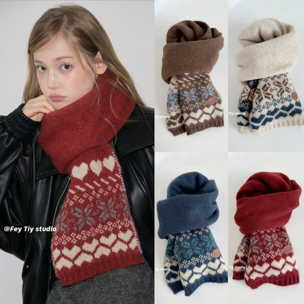 gurls.girl | FeyTiy Studio snowflake scarf ผ้าพันคอหนานุ่ม