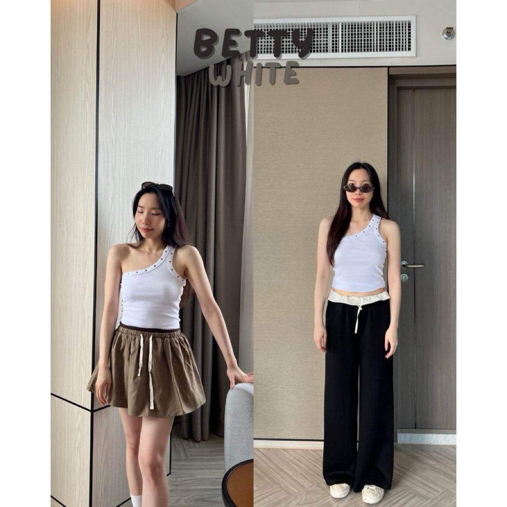 uiui.stuffs - BETTY TANK เสื้อกล้ามมุด สายด้านซ้าย สีขาว (used ones)
