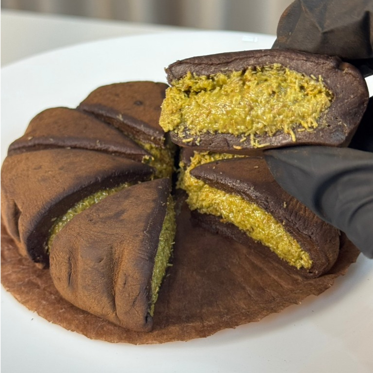 ดูไบชิววี่คุกกี้ ลูกใหญ่ไซส์จุกๆ น้ำหนัก 260 กรัม / 1 ลูก BY PUKKI PUKKI