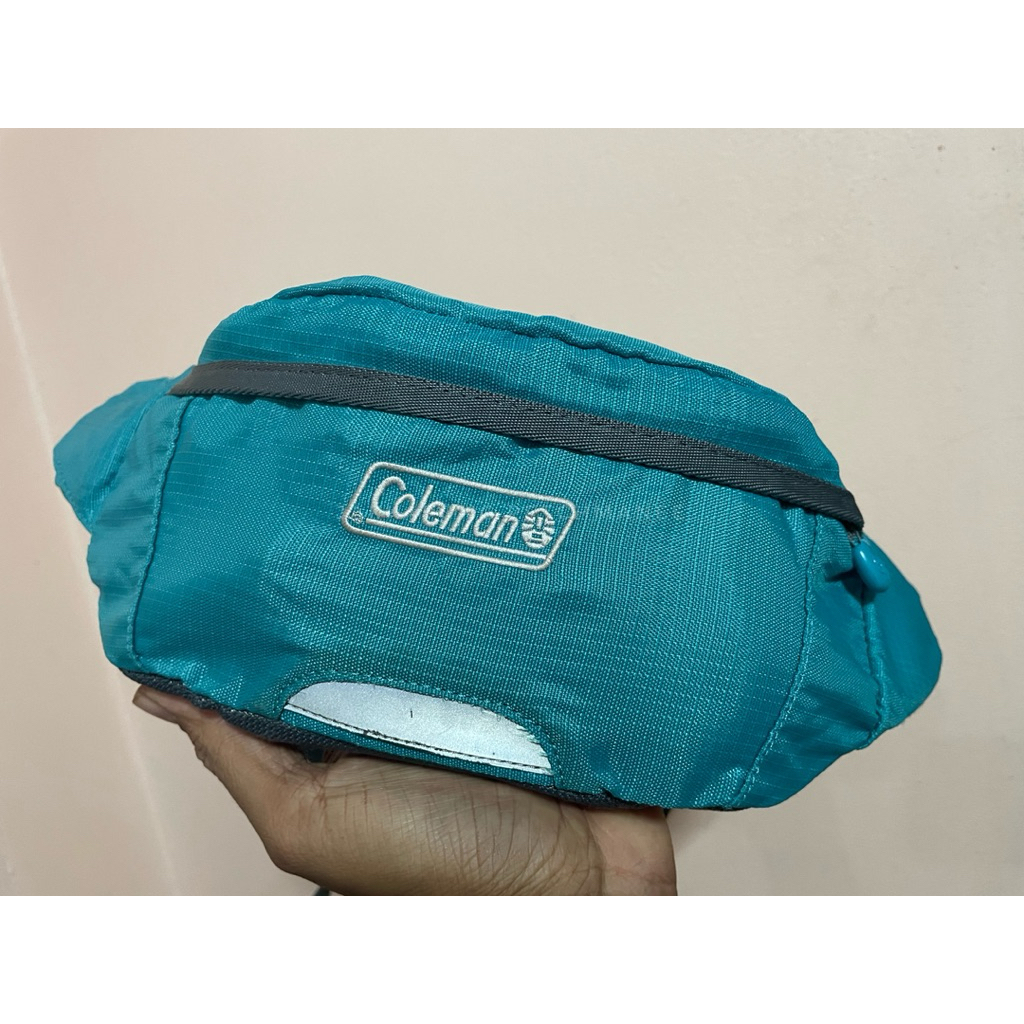 กระเป๋าคาดเอว Coleman Vintage
