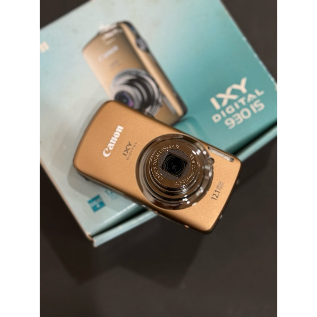Canon Ixy930IS gold full box
