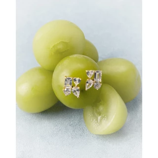 Julys - bridal stud earrings