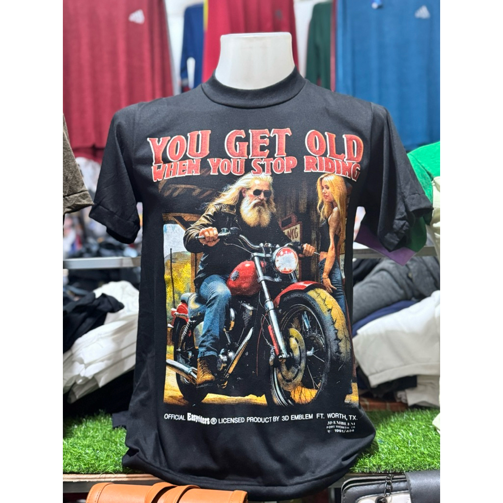 3D เสื้อผ้าบางสีดำสกรีนลายคมชัด ไม่มีตะเข็บด้านข้าง ผ้านิ่ม ใส่สบาย