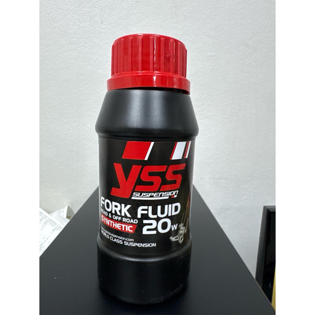 น้ำมันโช๊คyssแท้ FORK FLUID 20 W SYNTHETIC