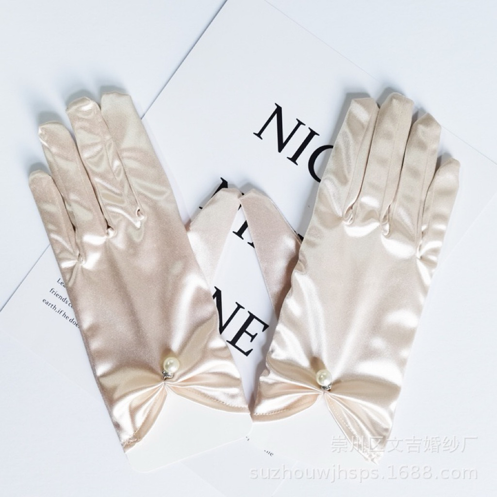 ถุงมือผ้าซาติน ถุงมือผ้าประดับมุข ถุงมือดรัมเมเยอร์ สินค้าพร้อมส่ง