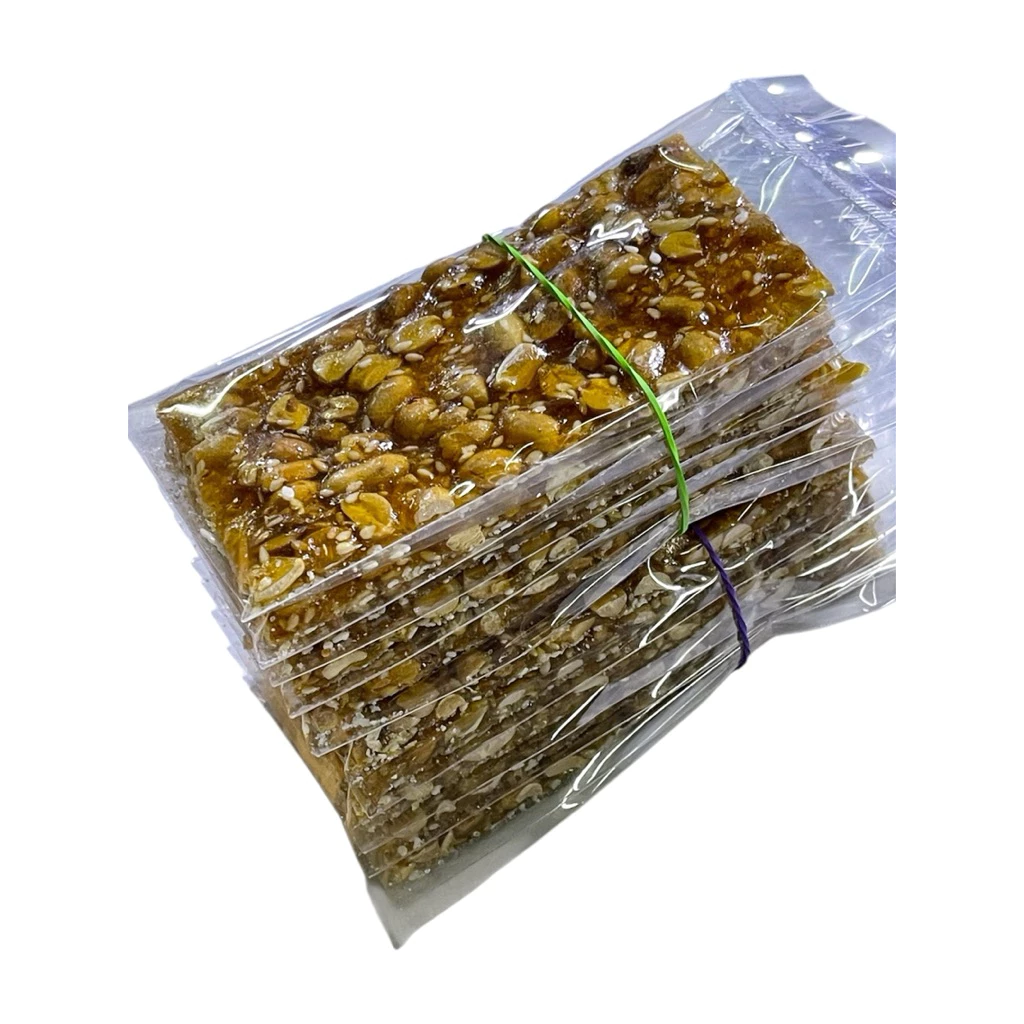 ถั่วตัดรสโบราณแผ่นบางกรอบอร่อย 10 แผ่นราคา 69บาท กรอบอร่อยมากค่ะ