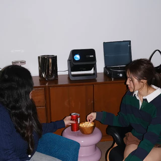 [24HR ส่งทันที] GISMO📍Nebular 4K Projector โปรเจคเตอร์ ความสว่างสูง 900 ANSI Built-In Andriod 11.0 HIFI 15W หมุนได้ 360