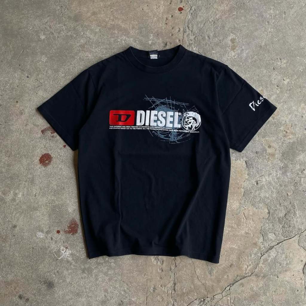 ⚠️RARE⚠️VINTAGE DIESEL BIG LOGO Y2K T-SHIRT