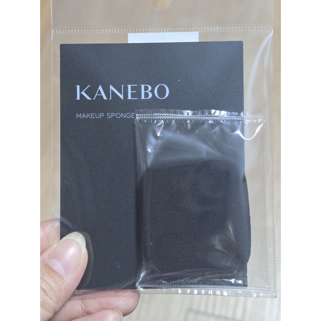 KANEBO MAKEUP SPONGE ฟองน้ำลงแป้งผสมรองพื้นใหม่