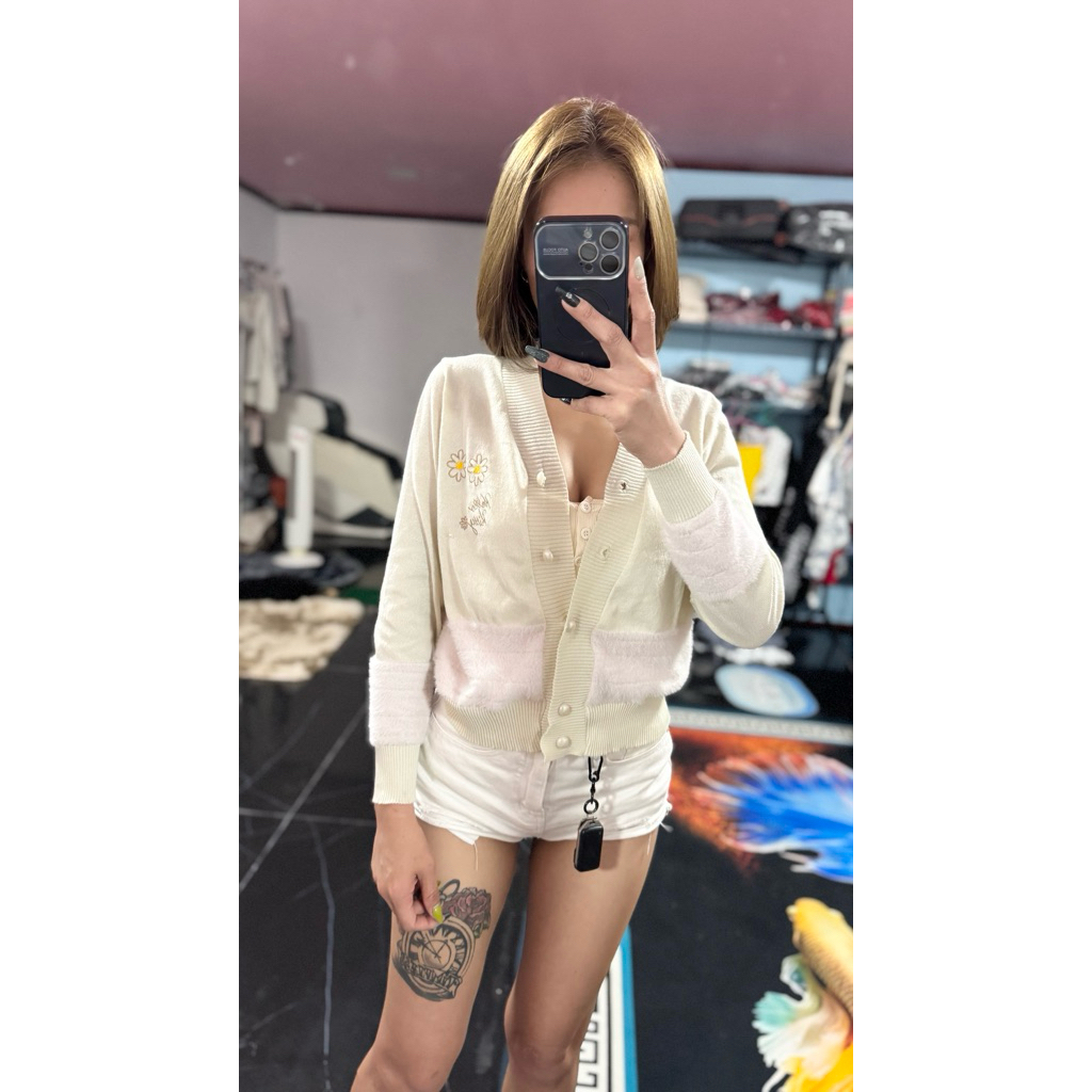 🧣เสื้อไหมพรม🧣 คิตตี้ งานปัก น่ารักมากกก พร้อมส่ง