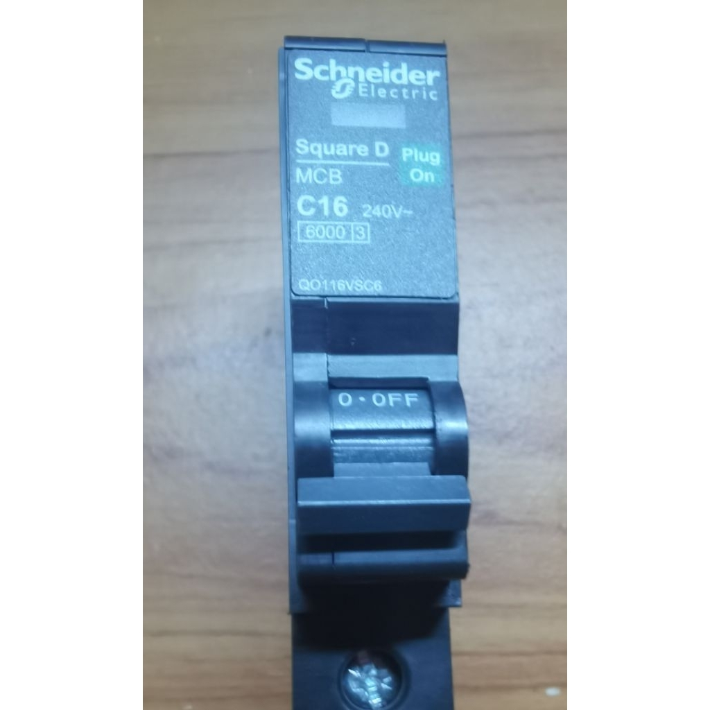 ลูกเซอร์กิตเบรกเกอร์ 1P 16A 6KA QO116VSC6T SCHNEIDER