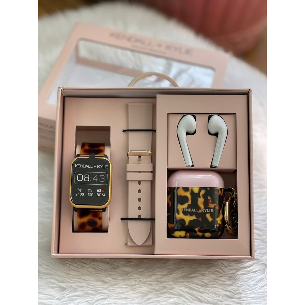 Kendall & Kylie Blush/Leopard Smart Watch with Interchangeable Strap and Earbud Set แท้ 💯