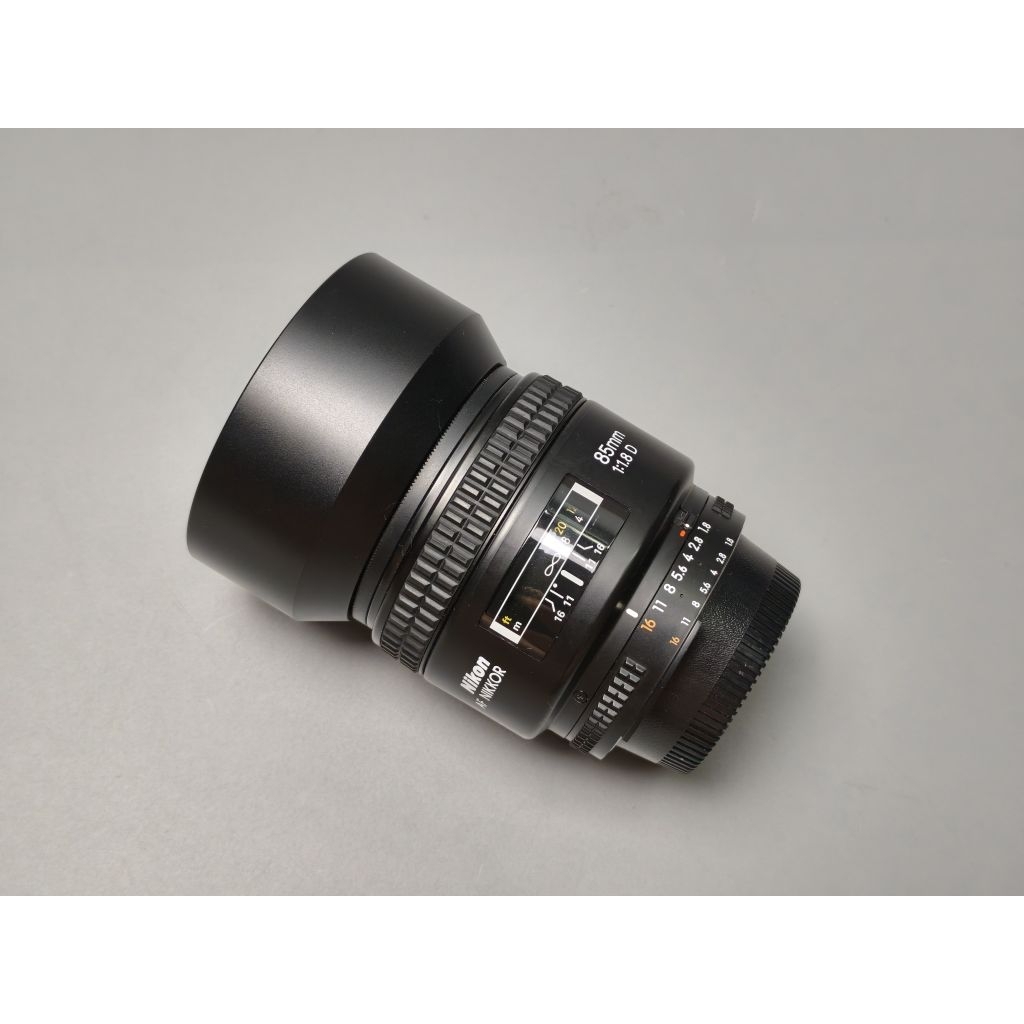 Nikon AF 85mm f1.8D เลนส์