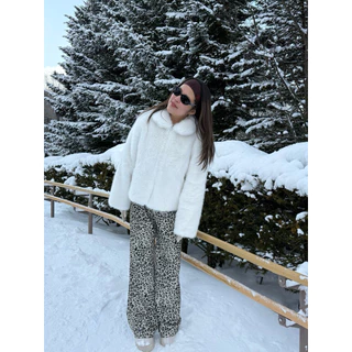 [umore.made] Karla fur coat แจ็คเก็ตขนเฟอร์ ทรงสวยมาก ขนนิ่มเรียงตัวสวย ไม่ระคายเคืองผิว